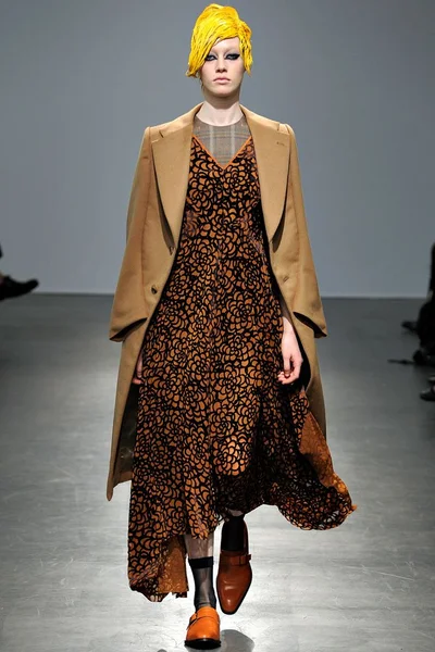Look 41